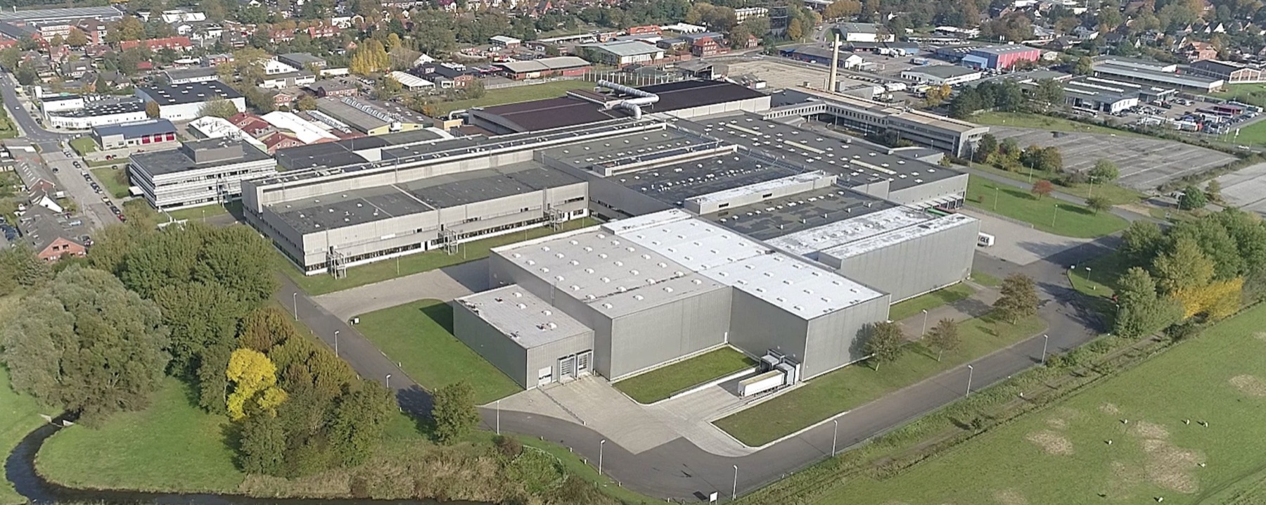 Luftaufnahme des Standorts Itzehoe nach Abschluss der Umbauarbeiten